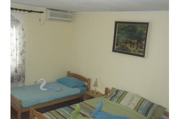 Muntenegru Privát Ulcinj, Interiorul
